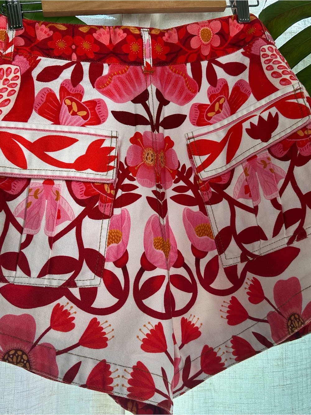 FARM Rio White Denim Shorts with Red Floral Print NWOT! - Picture 13 of 16
